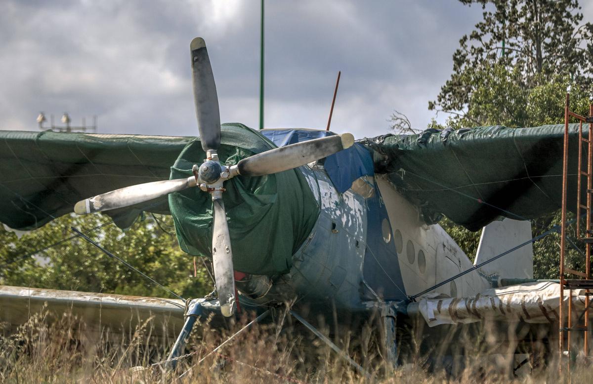Un histórico avión de la Segunda Guerra Mundial abandonado en Mallorca se exhibe tras ser restaurado: "Es un orgullo"