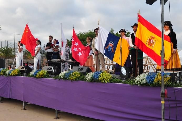 Festival Folclórico Internacional 'De Orilla a orilla'