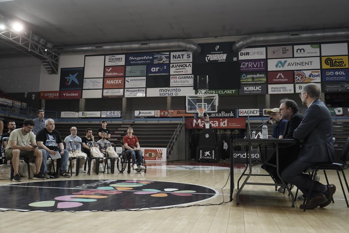 Roda de premsa del Bàsquet Manresa celebrada aquest dijous al Nou Congost de Manresa
