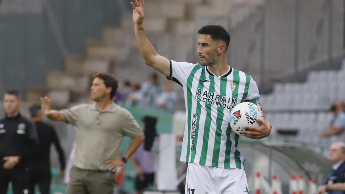 Carlos Albarrán, durante un partido de esta temporada en El Arcángel.