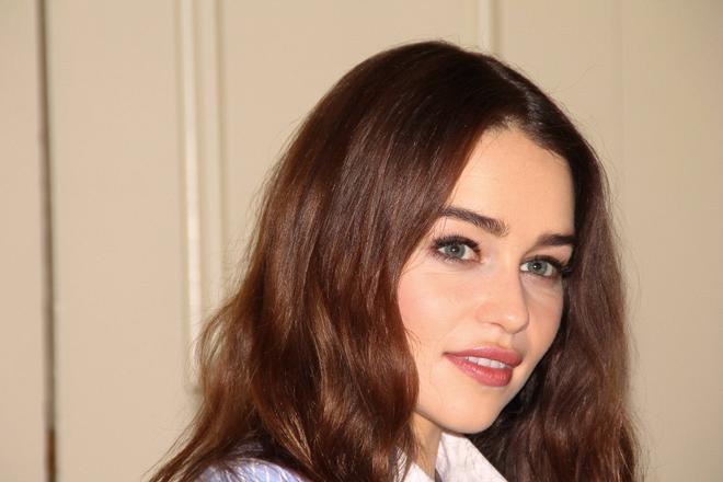 Emilia Clarke, la mujer más sexy