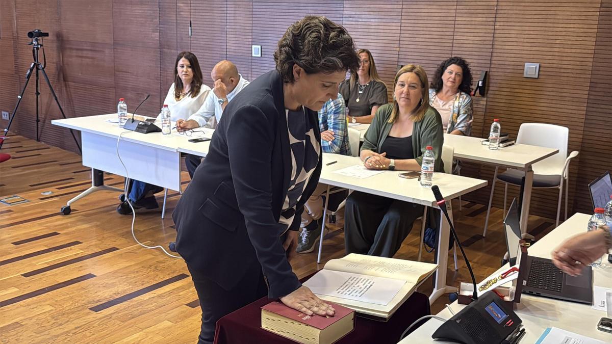 Toma de posesión de la nueva edil de La Unión