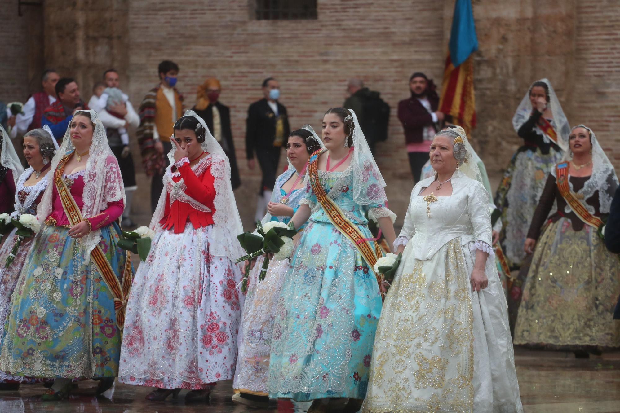 Búscate en el primer día de ofrenda por la calle de la Paz (entre las 18:00 a las 19:00 horas)