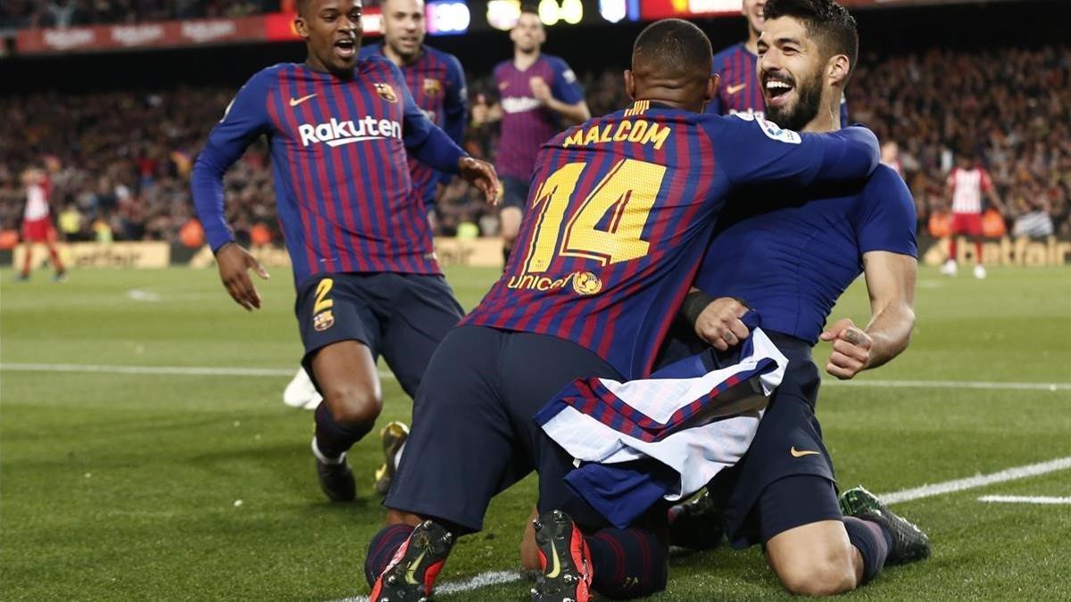 Luis Suárez celebra el gran gol que abría el camino del triunfo en el minuto 85.