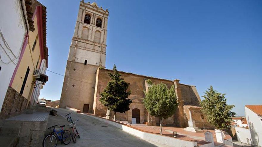 La alcaldesa de Llera pide a sus vecinos no salir de casa tras sumar 19 nuevos casos