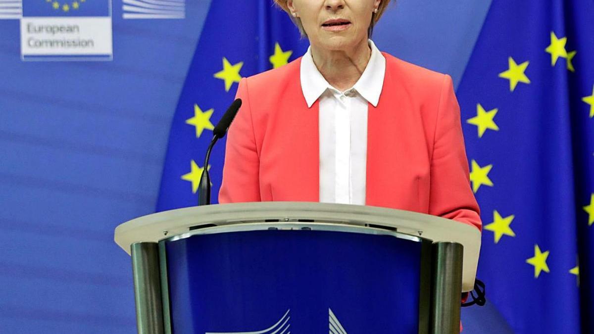 Ursula von der Leyen va qualificar d’«útil i constructiva» la conversa d’ahir amb Johnson.