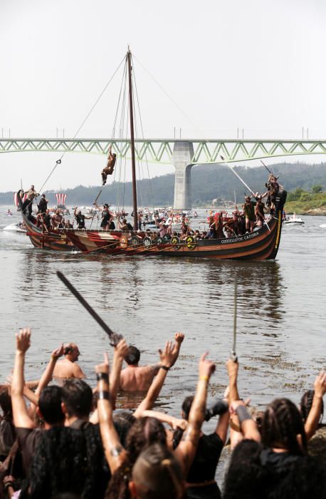 Catoira acull el tradicional cap de setmana víking