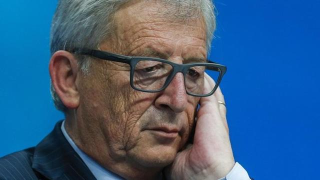 El presidente de la Comisión Europea, Jean-Claude Juncker, pensativo, en una rueda de prensa, el lunes en Bruselas.