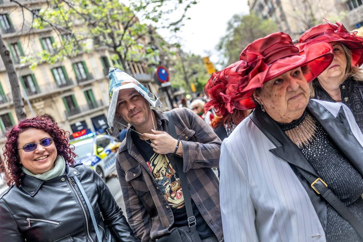 Nueva edición del Paseo con Sombrero por Barcelona