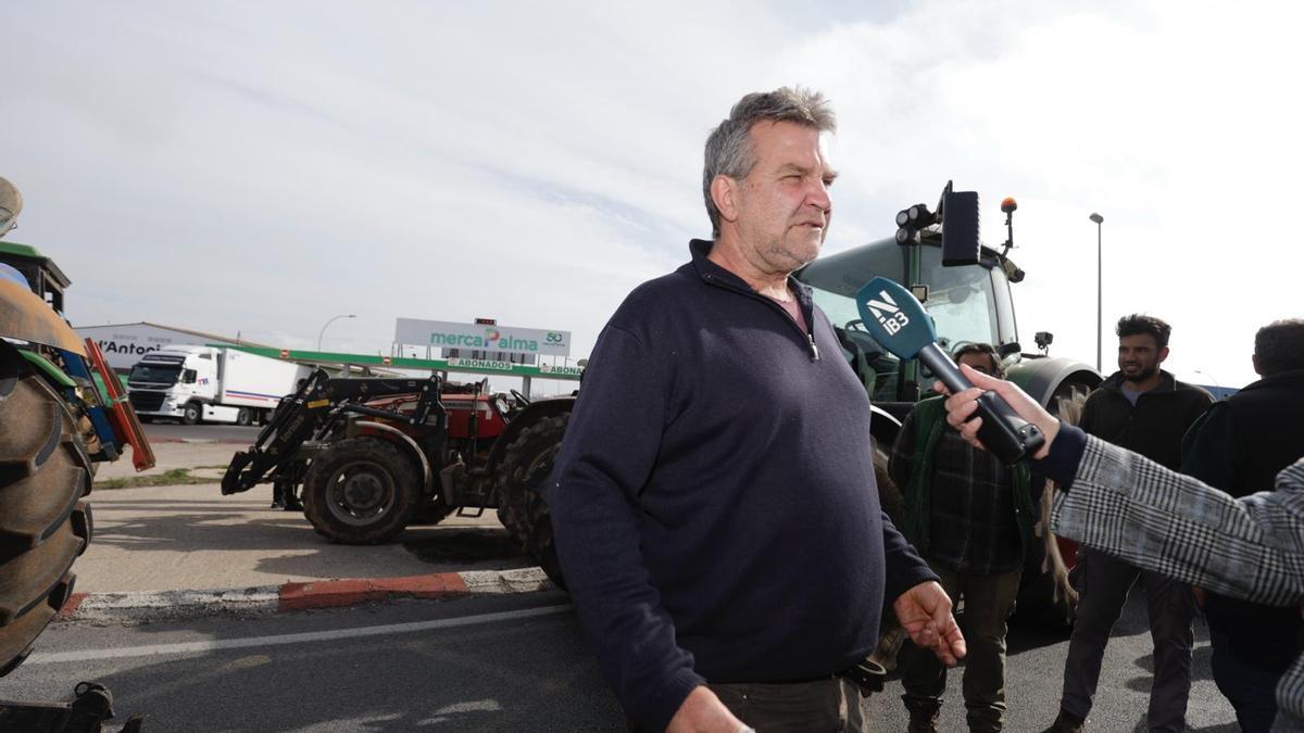 Una tractorada se dirige desde Inca a Palma en defensa del campo mallorquín
