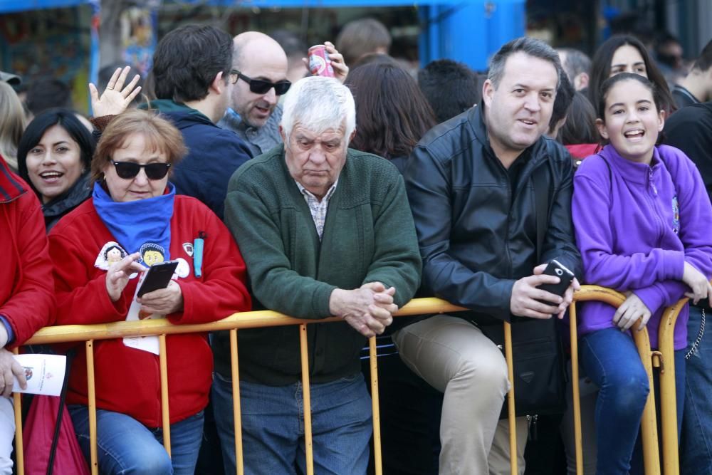 Búscate en la mascletà del 12 de marzo