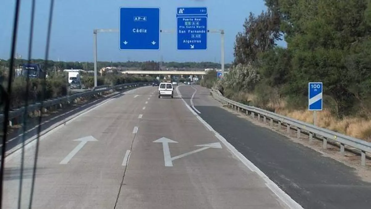 La DGT hace oficial el que será el único arcén transitable de la red de carreteras españolas