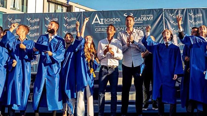 Rafa Nadal, en un acto con alumnos y alumnas de su Academia en Manacor