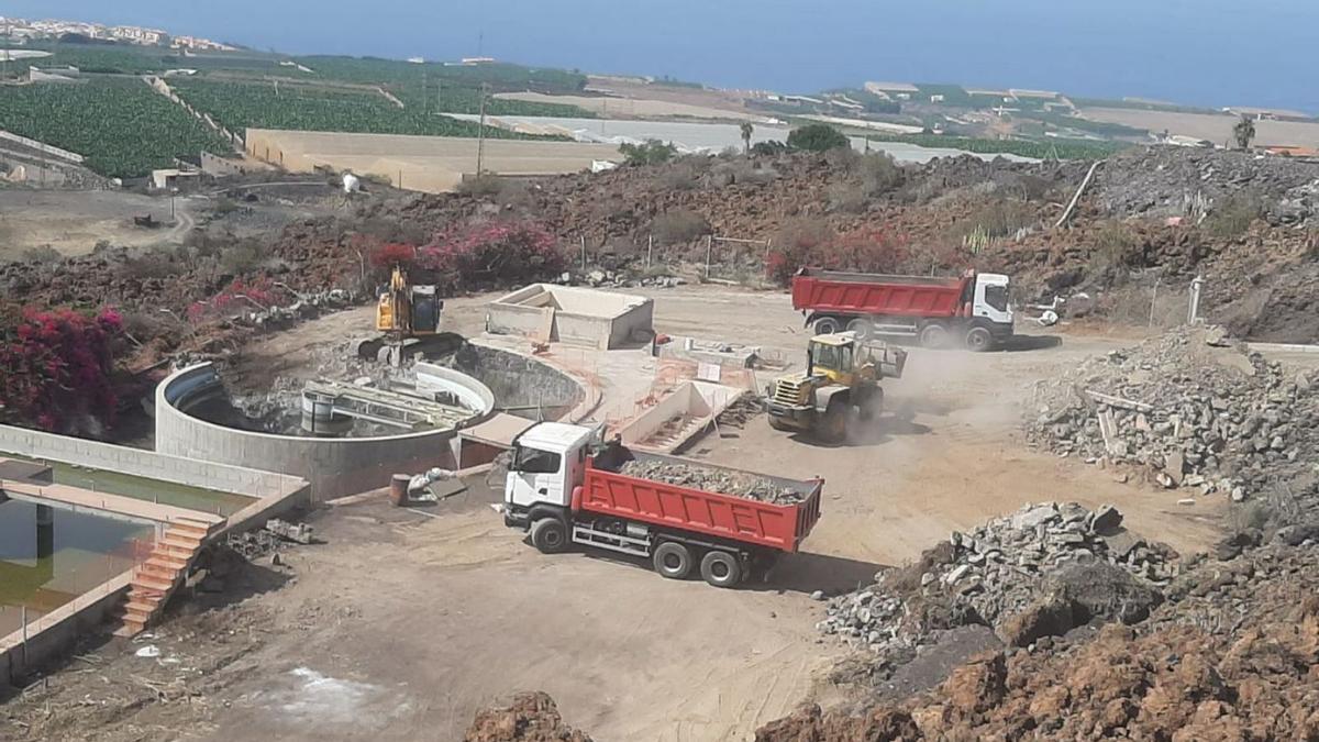 Obra de una depuradora en la comarca Sur.