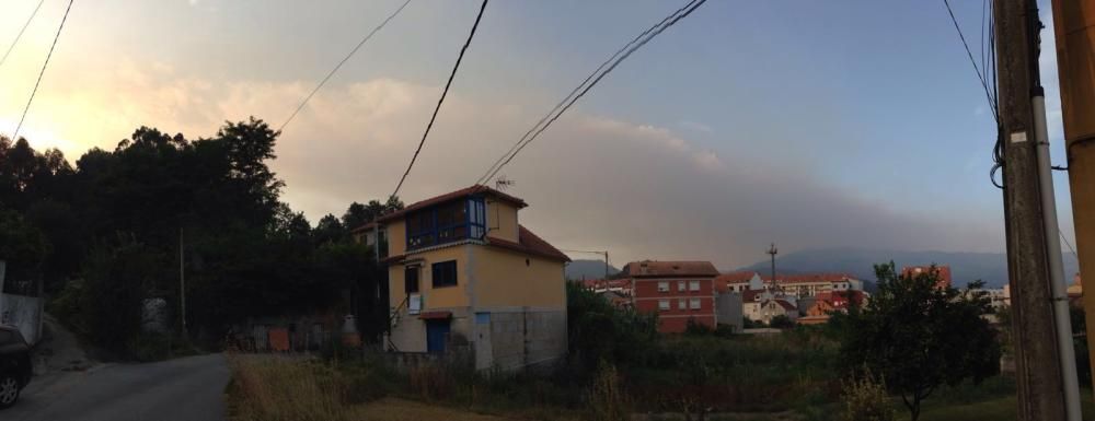 Una nube de humo envuelve Vigo, Pontevedra y O Morrazo