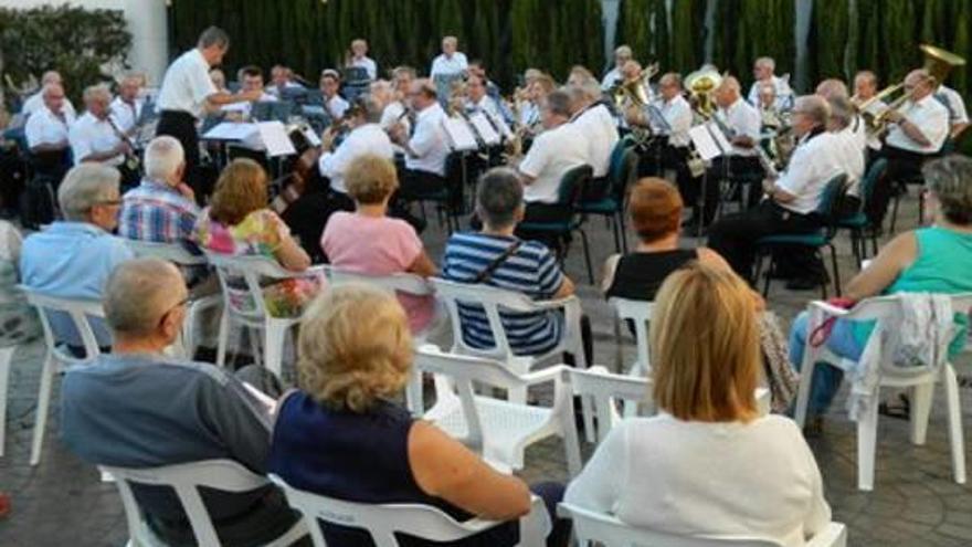 Benetússer acoge el concierto de la Banda Els Majors de l&#039;Horta Sud