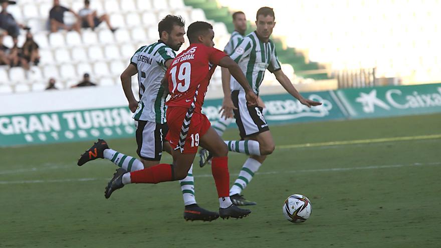 Las imágenes del Córdoba CF-Don Benito