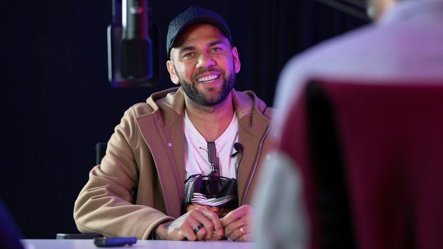 Dani Alves, durante la entrevista con SPORT.