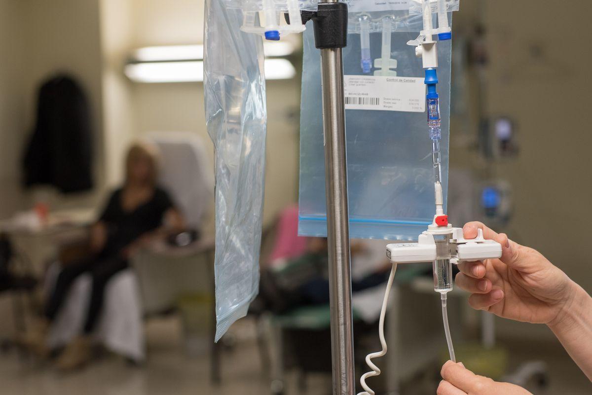 El càncer  de pulmó  ja mata més dones que el de mama