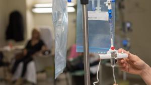 El càncer  de pulmó  ja mata més dones que el de mama