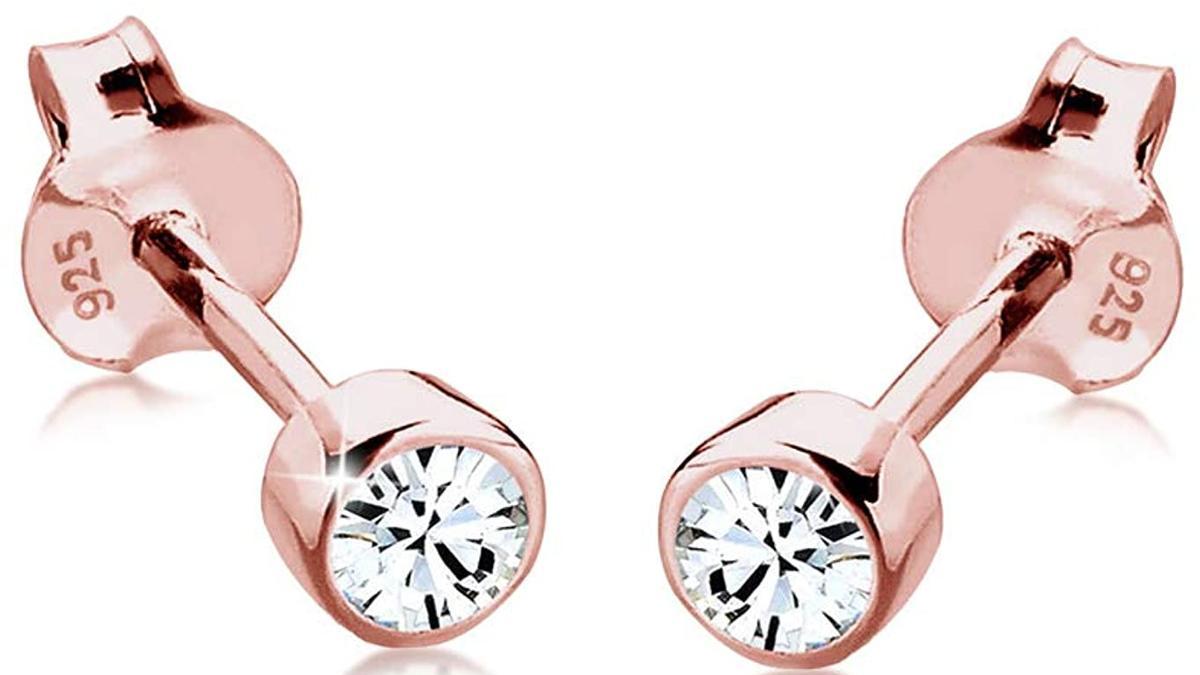 Pendientes con cristales en plata esterlina, de Swarovski® (17, 77 euros)