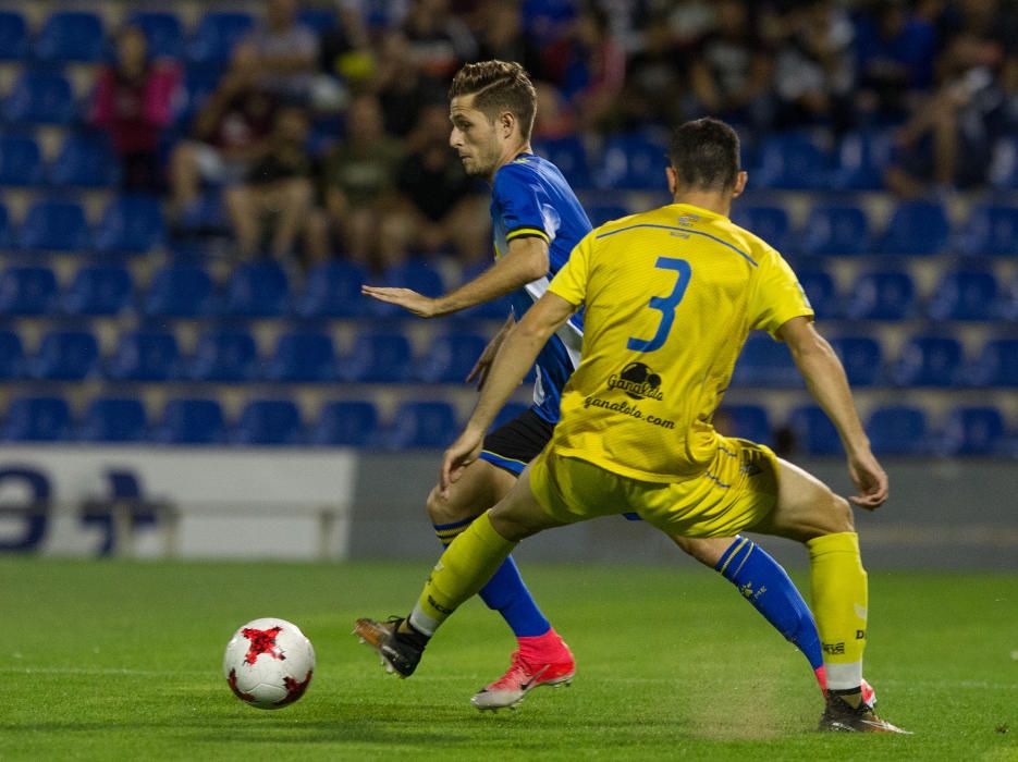 El Hércules regala otro empate en casa ante el Badalona por su nula ambición.