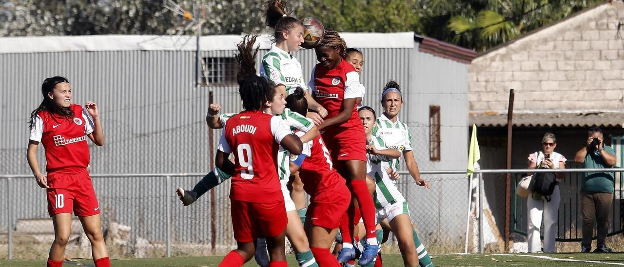 Lance de un encuentro de la presente temporada del Córdoba CF Femenino.