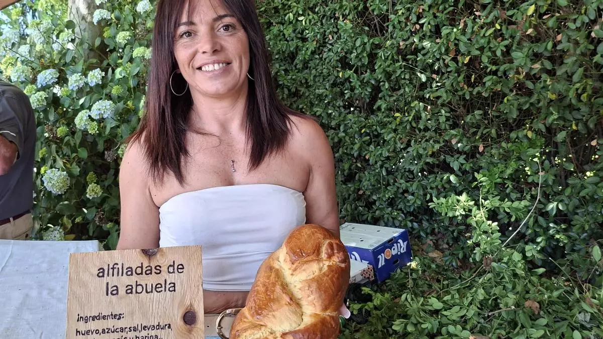En Cadavedo celebran San Antonio entre rapas y alfiladas: "Son productos que no se pueden perder"