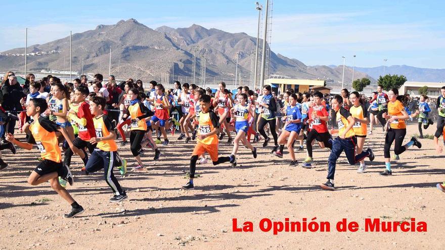 Álex García y Beatriz Román vencen en el Cross de Mazarrón