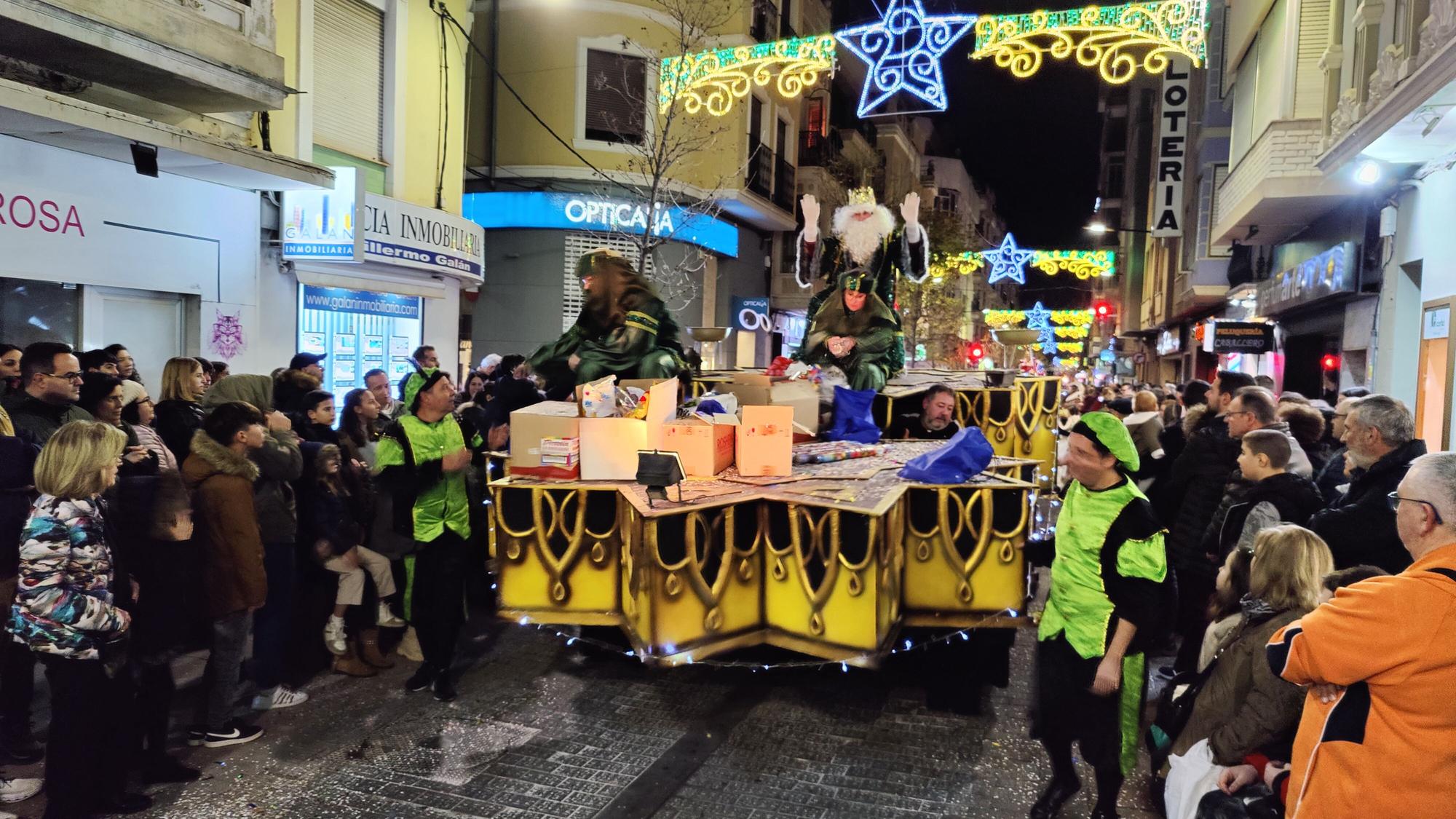 Así ha sido el paso de los Reyes Magos por la Ribera