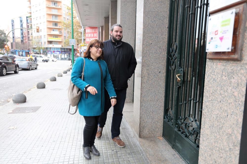 Més decide a puerta cerrada el futuro de Barceló