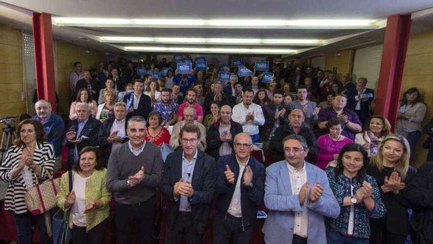 Feijóo, ayer, en un mitin en O Carballiño (Ourense).