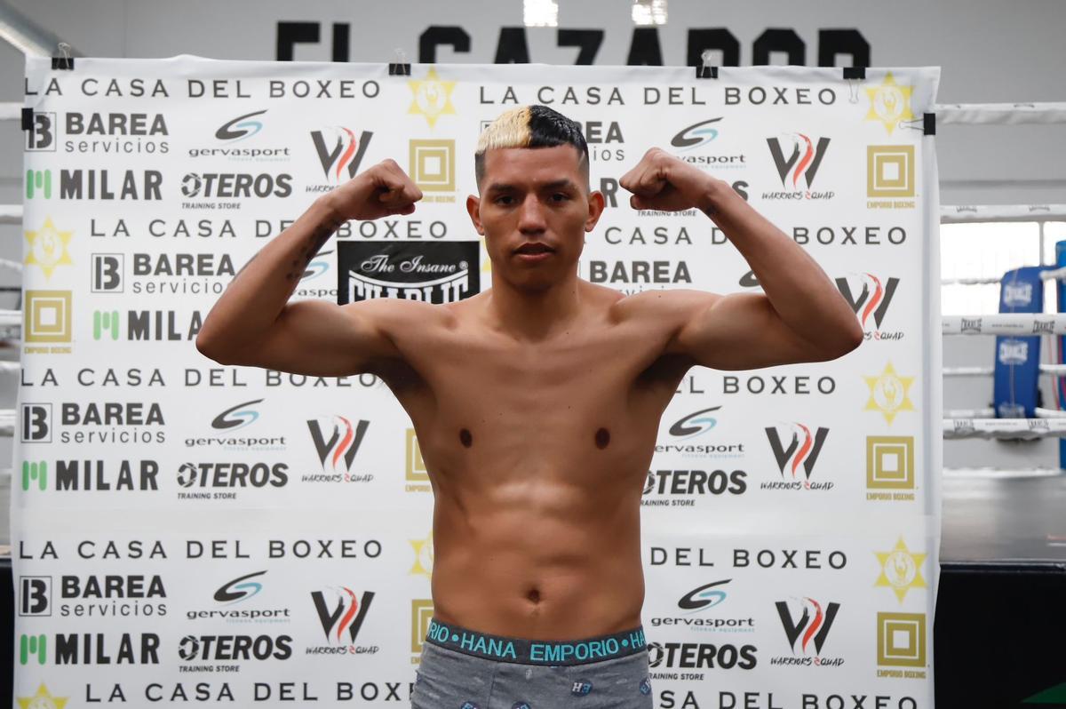 Las imágenes del pesaje de El Cazador Jr y Ronny Landaeta Las imágenes del pesaje de El Cazador Jr y Ronny Landaeta