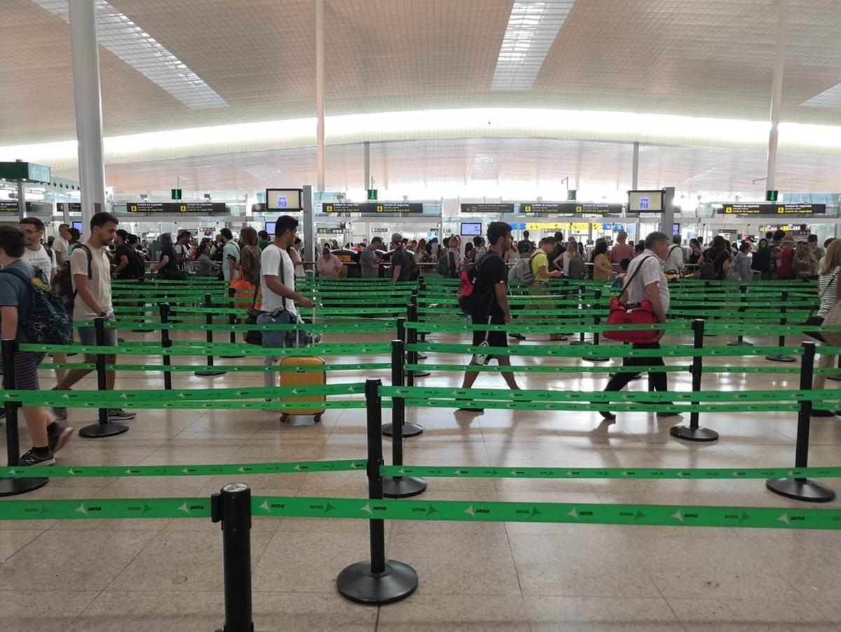 09/08/2019 Control de seguridad del Aeropuerto de Barcelona durante la huelga de los trabajadores de Trablisa