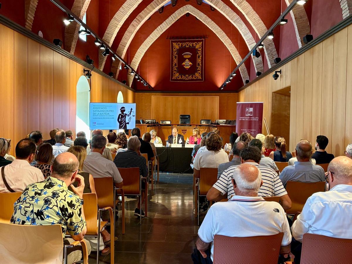 La jornada de jutges i jutgesses de pau a Castelló d'Empúries