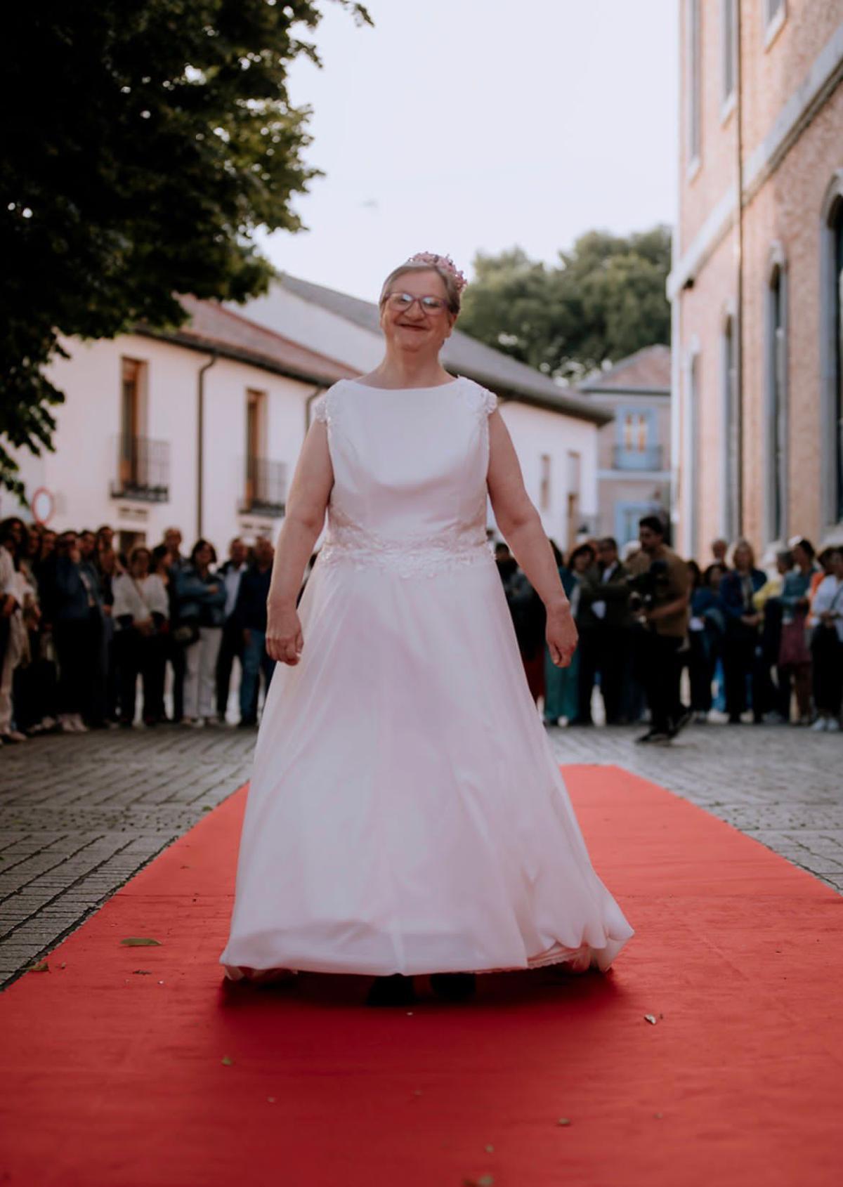 Carmen vestida de novia