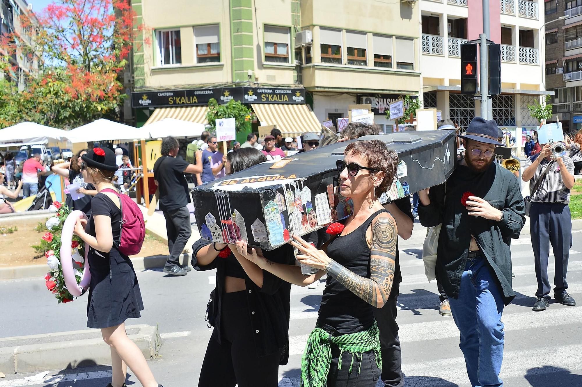 "Carolinas no se vende, se defiende"