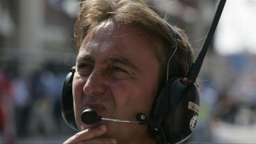 Fallece Adrián Campos, expiloto de Alzira de Fórmula 1, a los 60 años debido a una disección aórtica.