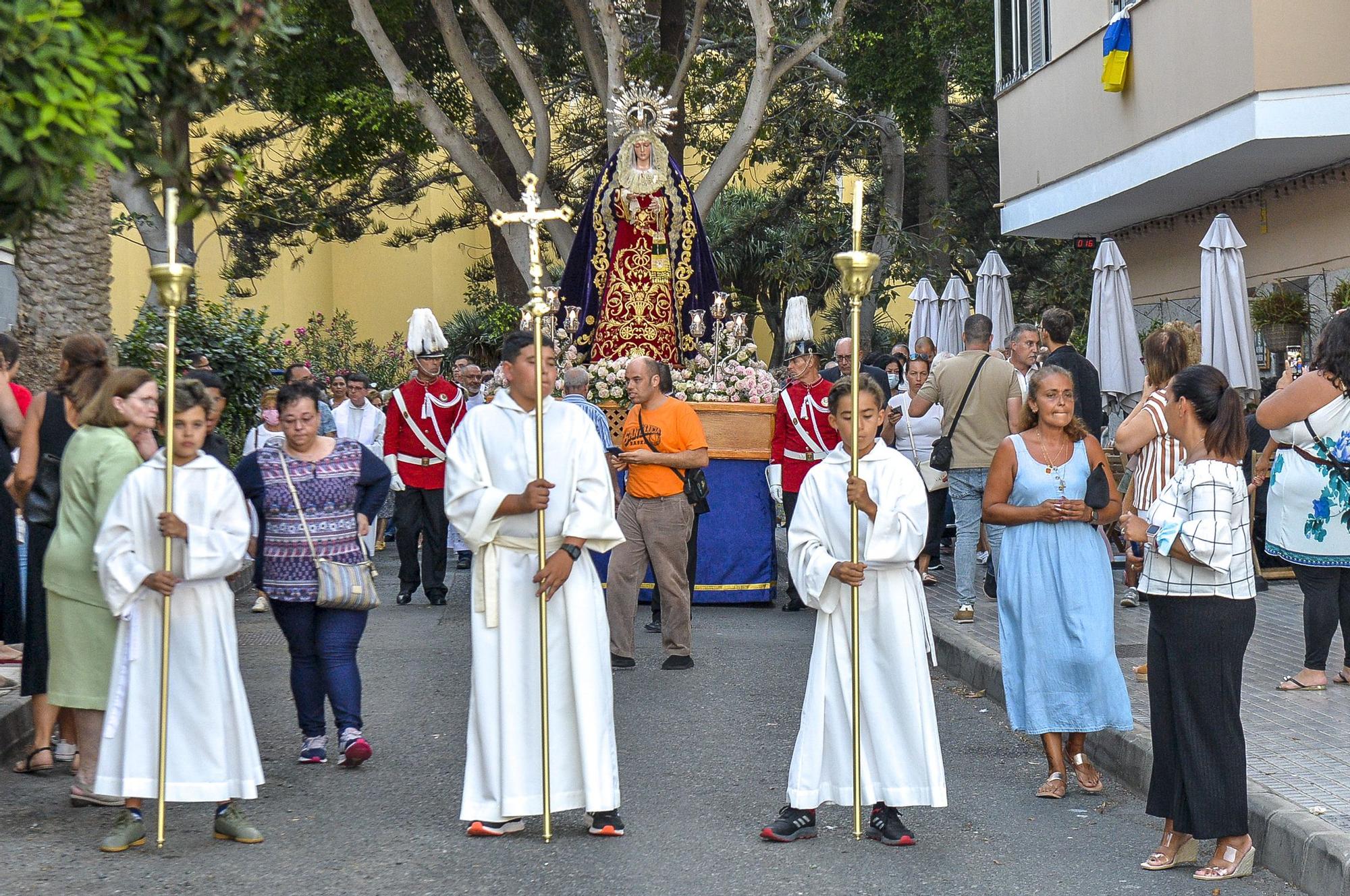 Misa y procesión de Los Dolores de Schamann