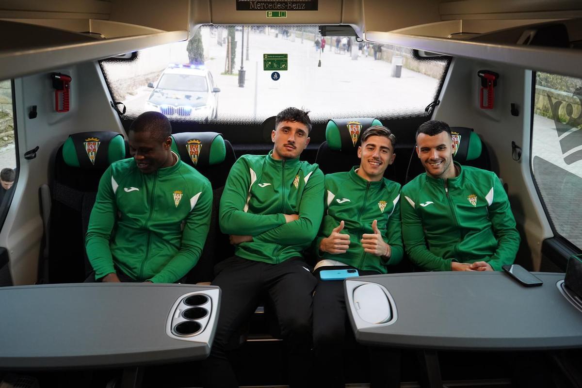 El Córdoba CF estrena autobús oficial