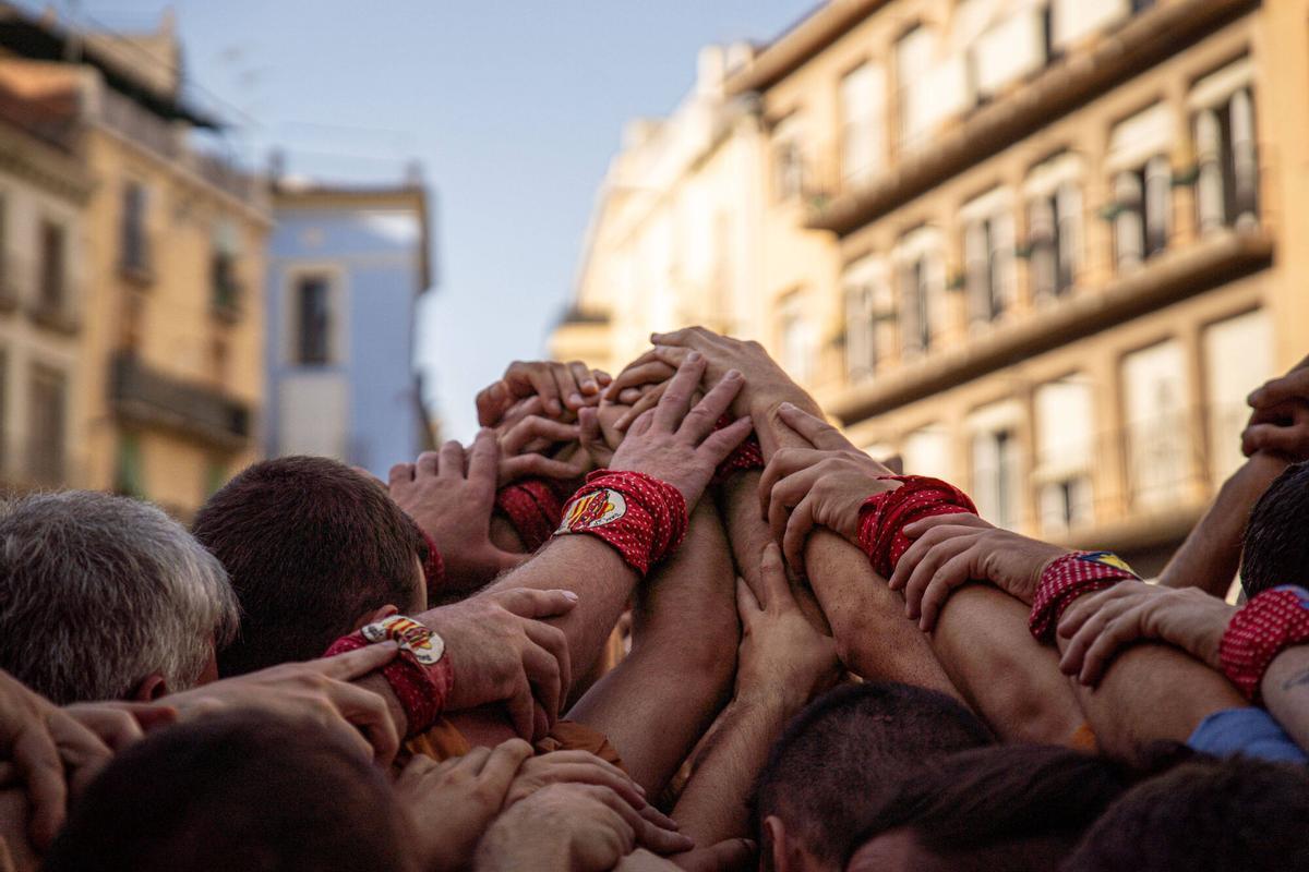 Les imatges de la Diada castellera de colles de l'eix, a Manresa Les imatges de la Diada castellera de colles de l'eix, a Manresa