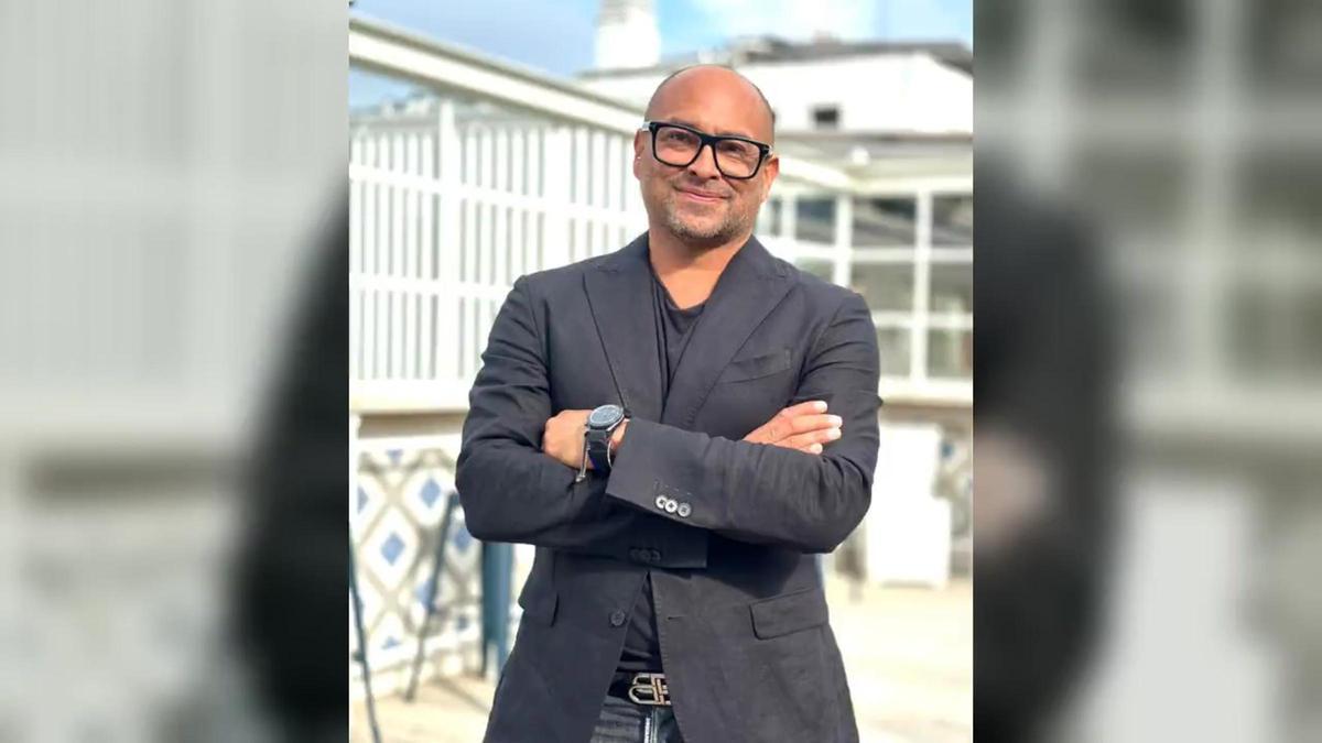 Brigido Cofresi, nacido en Nueva York y criado en Puerto Rico, vive en Barcelona desde 1997.