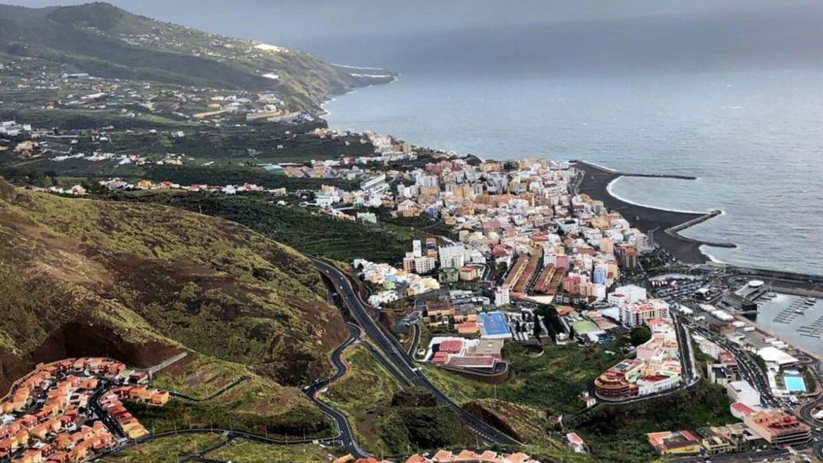 Santa Cruz de La Palma vista desde las alturas