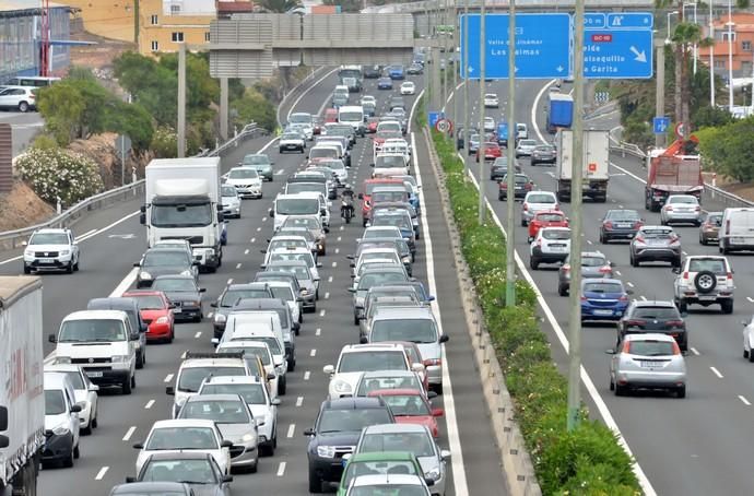 COLAS ACCIDENTE CAMIÓN OJOS DE GARZA