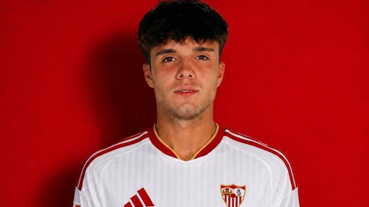 Julio Díaz ya está en Sevilla: quinto refuerzo para Luis García Plaza