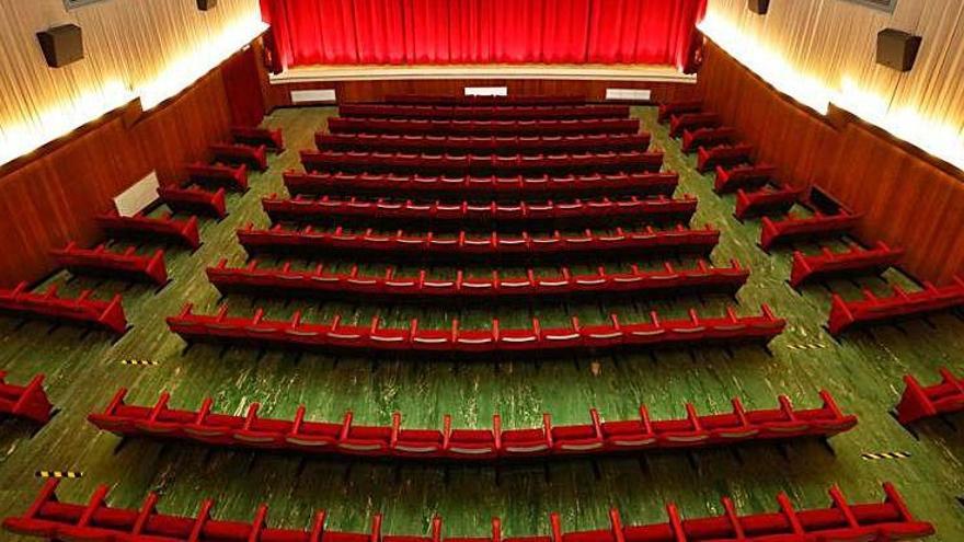 Vista general del cine desde el anfiteatro.