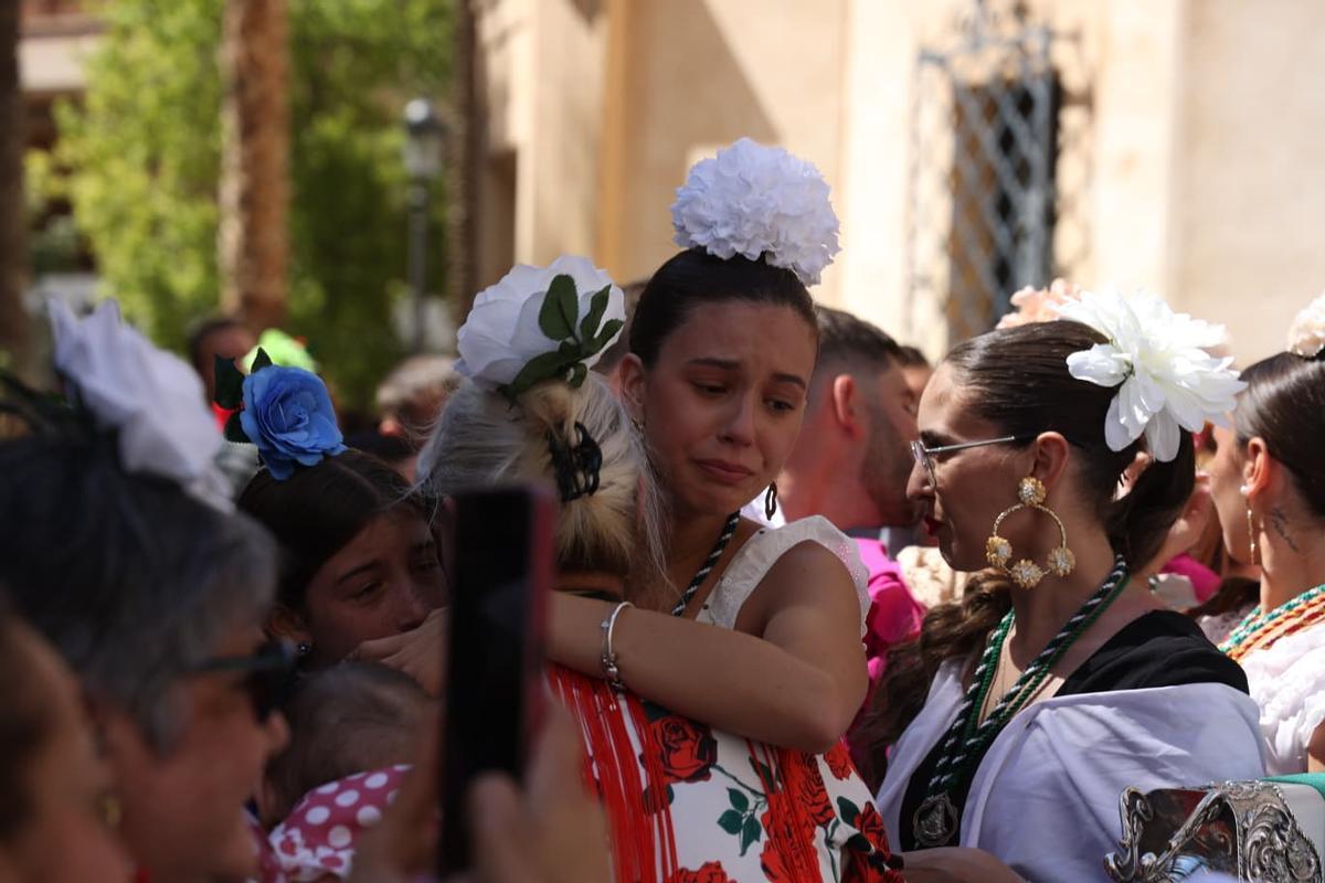 Elche demuestra su devoción rociera en su tradicional romería hacia el Pantano