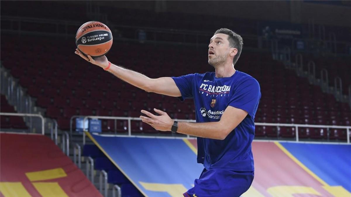 Pau Gasol trabaja duro para volver en condiciones con el Barça