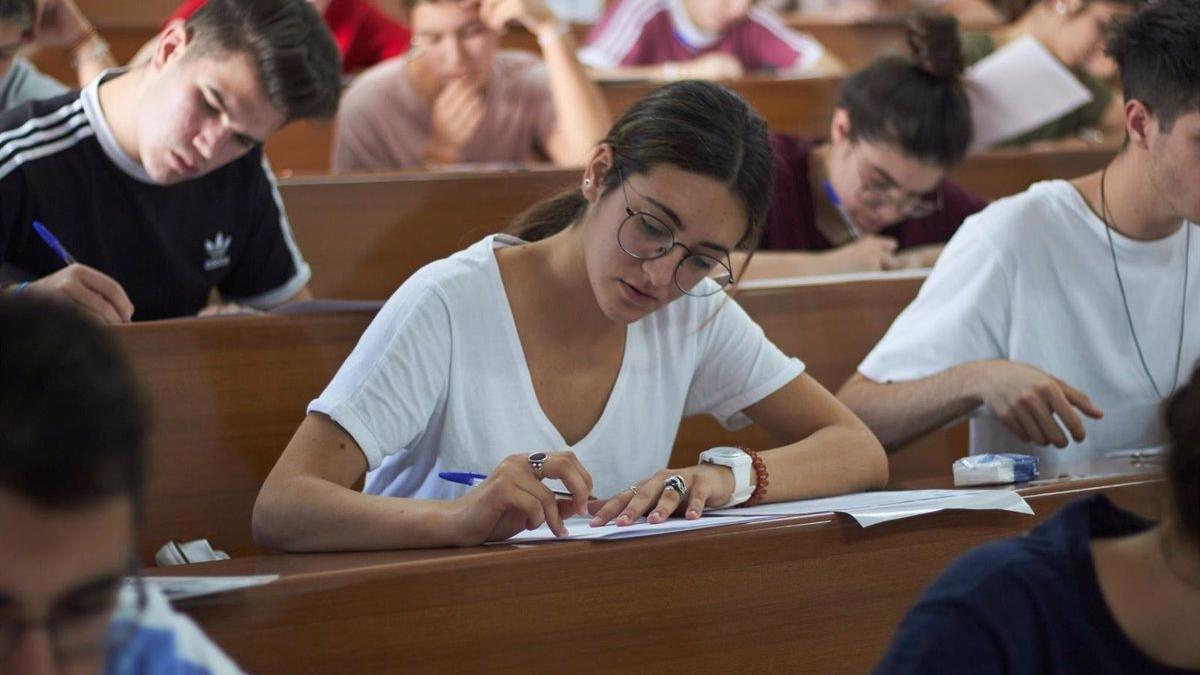 Estudiantes en la Selectividad de 2019