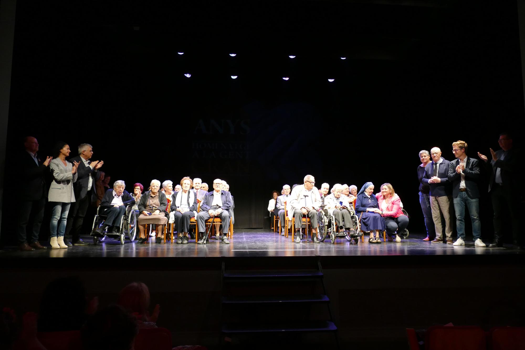 Totes les imatges de l'acte d'homenatge a les persones que celebren 90 anys aquest 2023